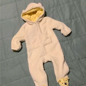 Disney Baby Winnie the Pooh Snowsuit 6-9 months